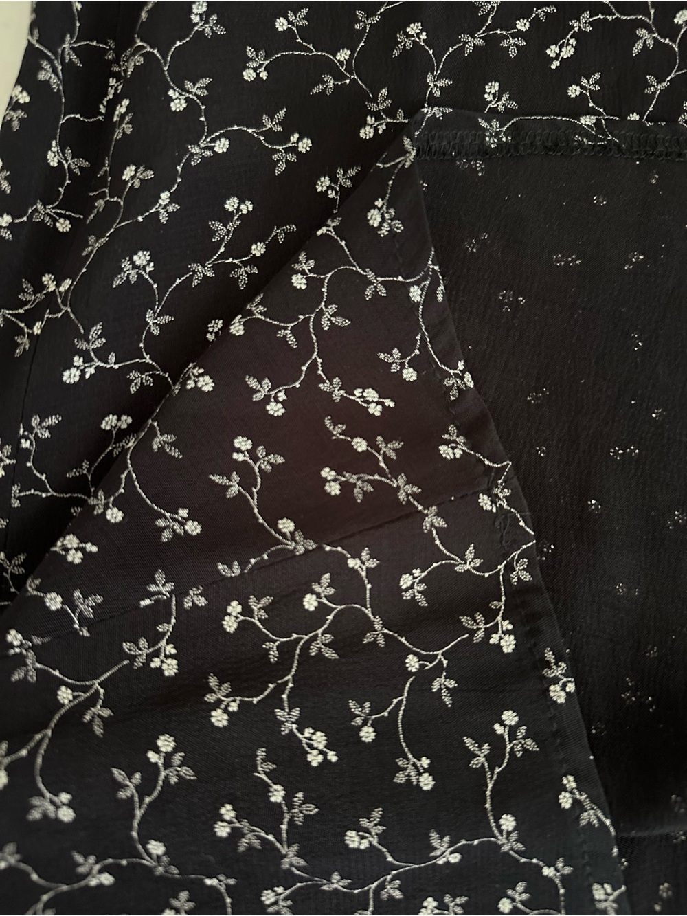 Laura Ashley Black Floral Maxi Skirt Size 8 Boho Fairy Grunge Whimsigoth Indie - Picture 7 of 7